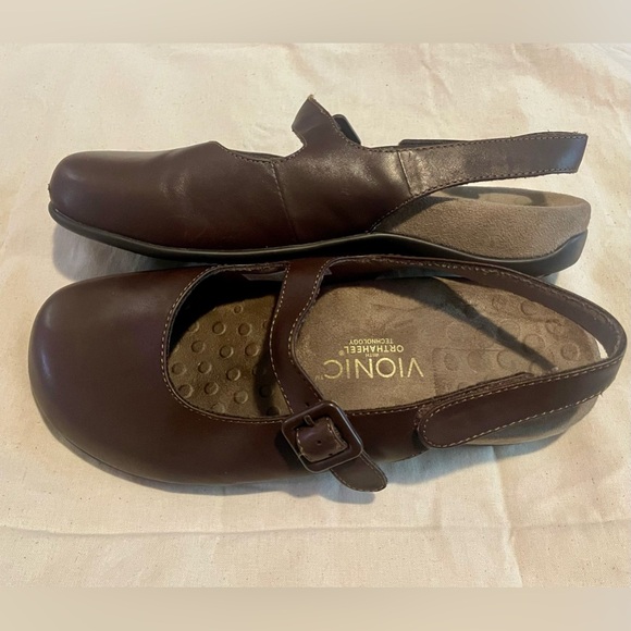 Vionic Abigail Sling Back Mary Janes - Picture 4 of 9